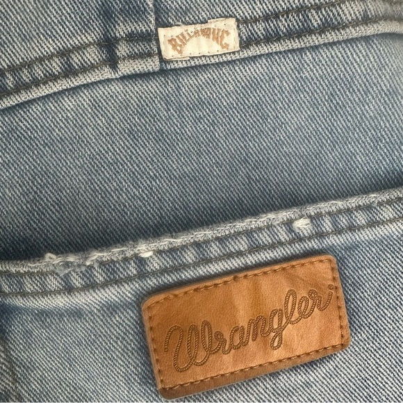 Billabong x Wrangler High Rise Medium Wash Floral Patchwork Non-Stretch Jean. 27 - Picture 12 of 15